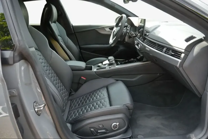 Audi RS5 din 2024 cu 39.800 km - oferta AUD238087 - foto 4