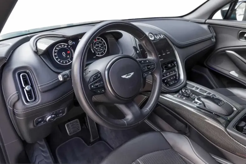 Aston Martin DBX din 2023 cu 21.950 km - oferta AST238093 - foto 3