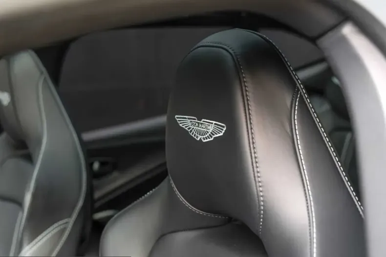 Aston Martin DBX din 2023 cu 21.950 km - oferta AST238093 - foto 5