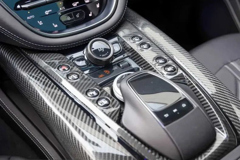 Aston Martin DBX din 2023 cu 21.950 km - oferta AST238093 - foto 26
