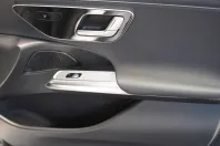 Mercedes-Benz E 300 (Clasa E) din 2024 cu 28.868 km - oferta MER238095 - foto 12