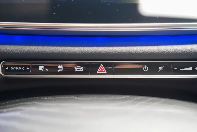 Mercedes-Benz E 300 (Clasa E) din 2024 cu 28.868 km - oferta MER238095 - foto 24