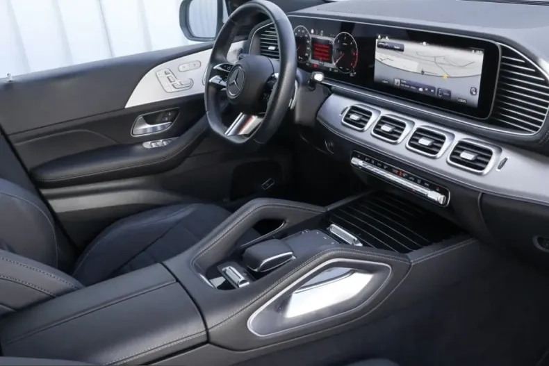Mercedes-Benz GLE 450 (Clasa GLE) din 2024 cu 28.352 km - oferta MER238107 - foto 4