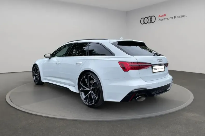 Audi RS6 din 2023 cu 48.486 km - oferta AUD238111 - foto 4