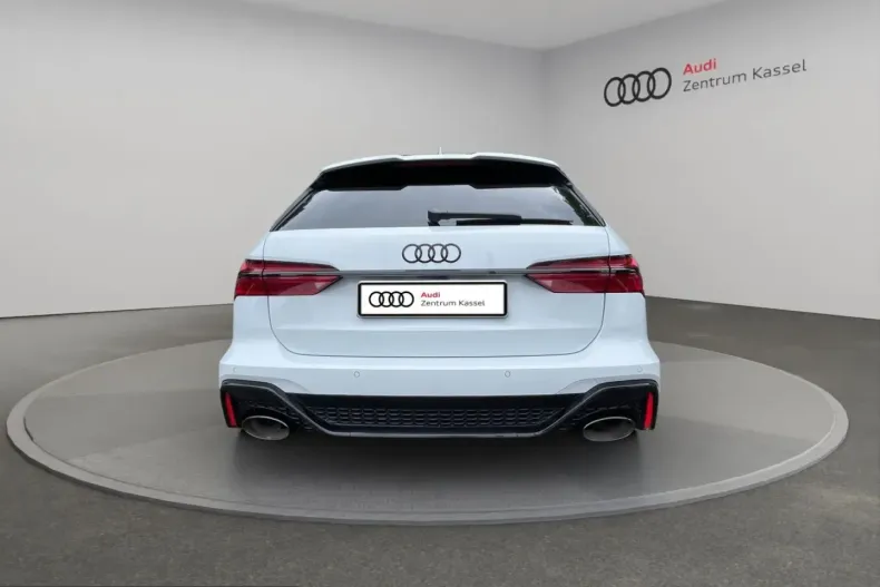 Audi RS6 din 2023 cu 48.486 km - oferta AUD238111 - foto 5