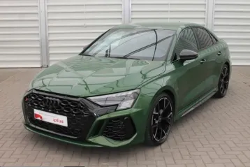 Audi RS3 din 2023 - oferta AUD238112