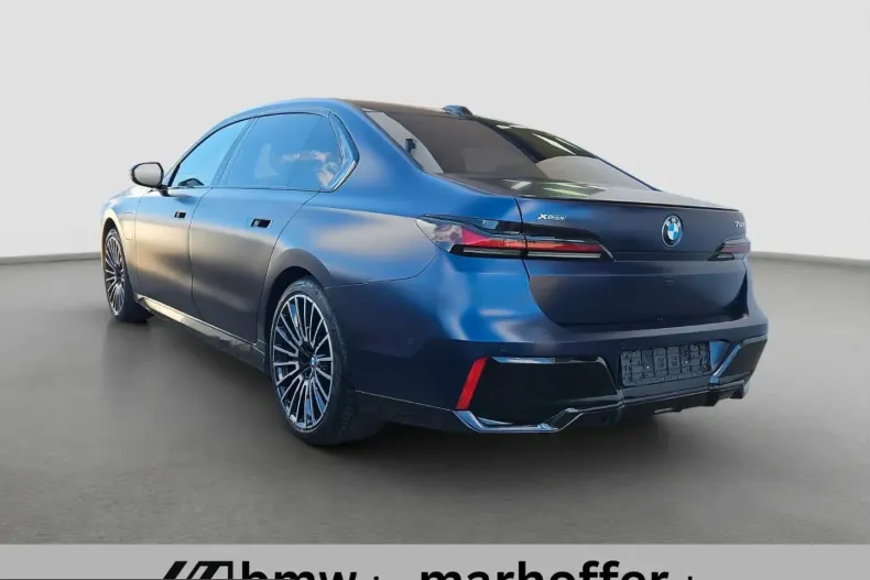 BMW 750 (Seria 7) din 2025 cu 44.600 km - oferta BMW238123 - foto 4