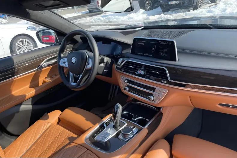 BMW 745 (Seria 7) din 2023 cu 60.000 km - oferta BMW238124 - foto 10