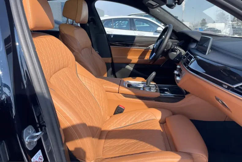 BMW 745 (Seria 7) din 2023 cu 60.000 km - oferta BMW238124 - foto 11