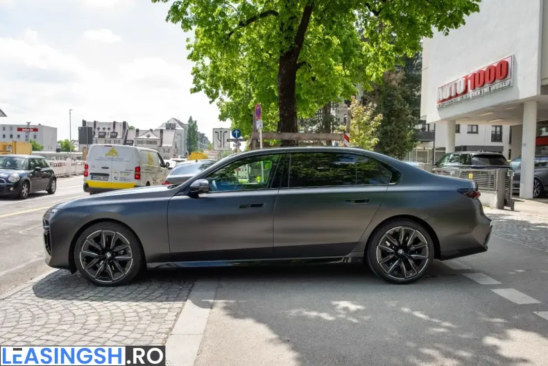 BMW 740 (Seria 7) din 2025 cu 24.500 km - oferta BMW238131 - foto 2