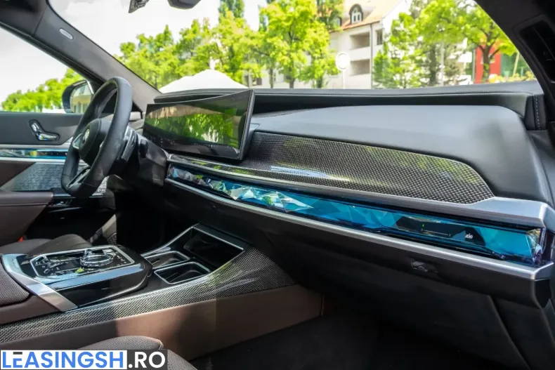 BMW 740 (Seria 7) din 2025 cu 24.500 km - oferta BMW238131 - foto 11