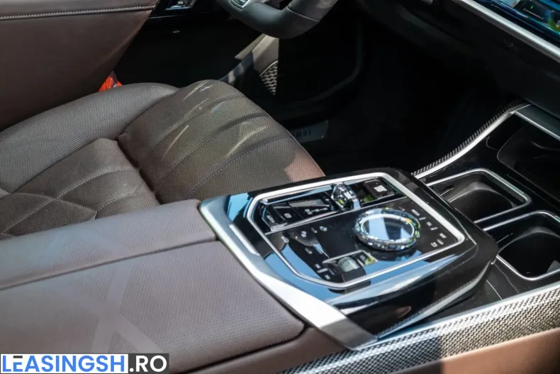 BMW 740 (Seria 7) din 2025 cu 24.500 km - oferta BMW238131 - foto 16