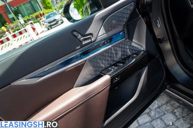 BMW 740 (Seria 7) din 2025 cu 24.500 km - oferta BMW238131 - foto 19