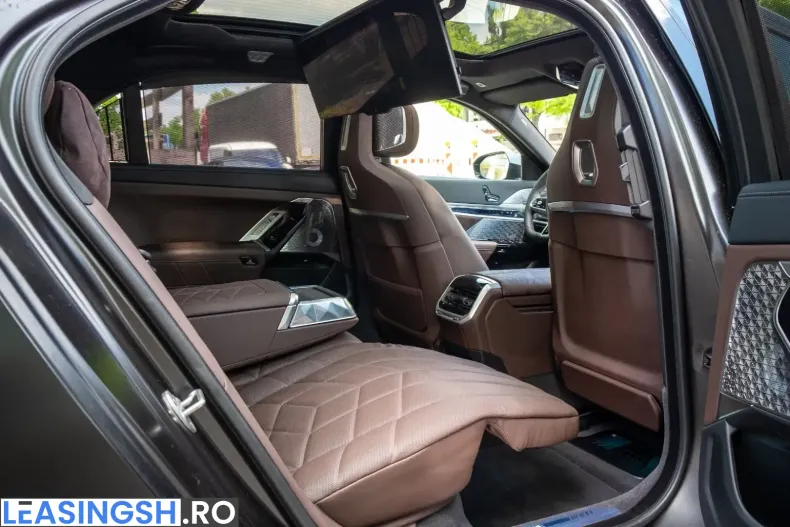 BMW 740 (Seria 7) din 2025 cu 24.500 km - oferta BMW238131 - foto 25