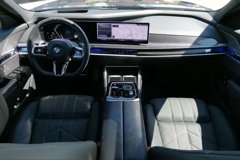 BMW 740 (Seria 7) din 2025 cu 58.240 km - oferta BMW238147 - foto 8