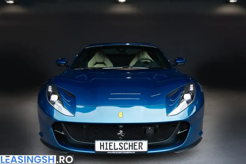 Ferrari 812 din 2023 cu 3.427 km - oferta FER238150 - foto 2