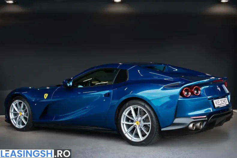 Ferrari 812 din 2023 cu 3.427 km - oferta FER238150 - foto 4