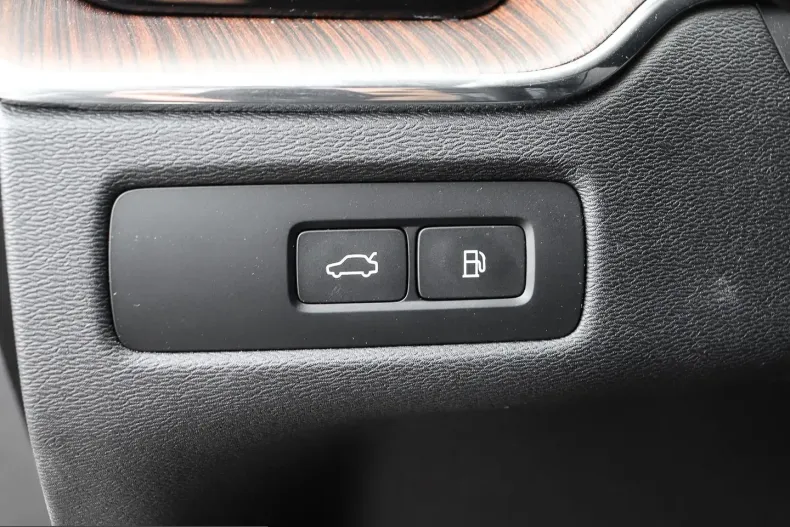 Volvo XC60 din 2024 cu 25.177 km - oferta VOL238160 - foto 11