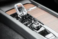 Volvo XC60 din 2024 cu 25.177 km - oferta VOL238160 - foto 12