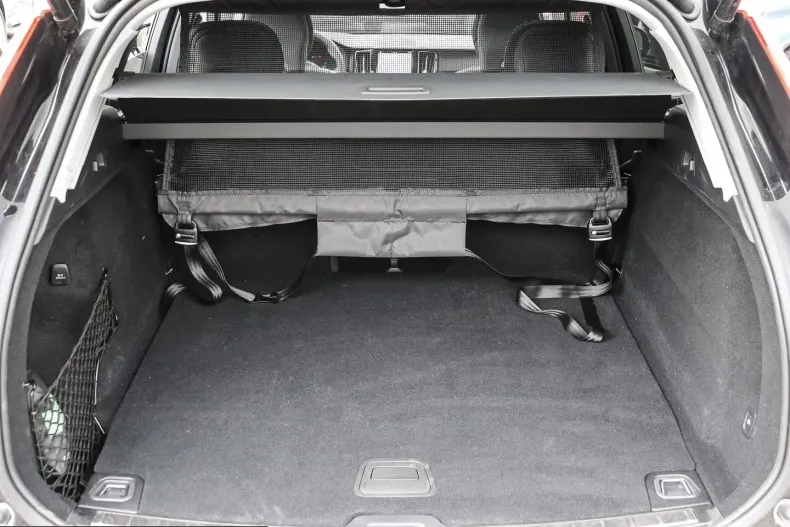 Volvo XC60 din 2024 cu 25.177 km - oferta VOL238160 - foto 15