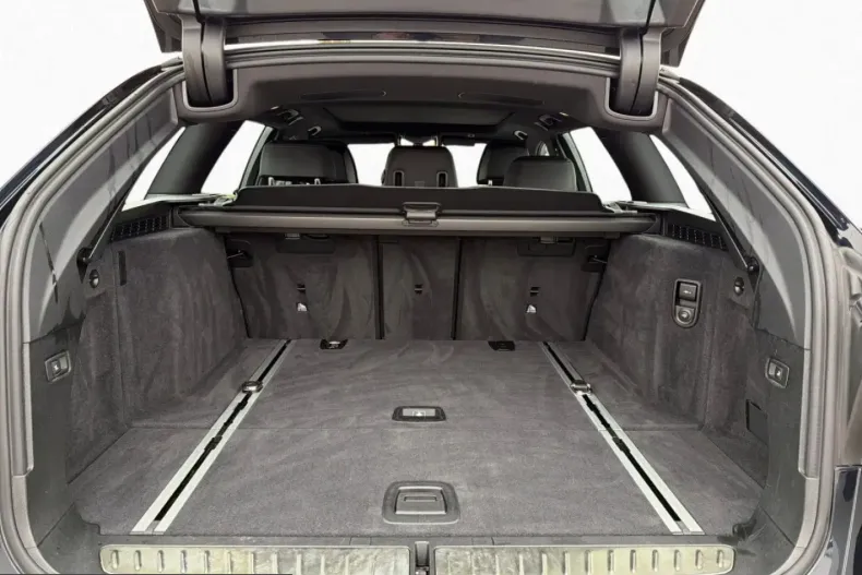 BMW 530 (Seria 5) din 2022 cu 73.042 km - oferta BMW238176 - foto 11