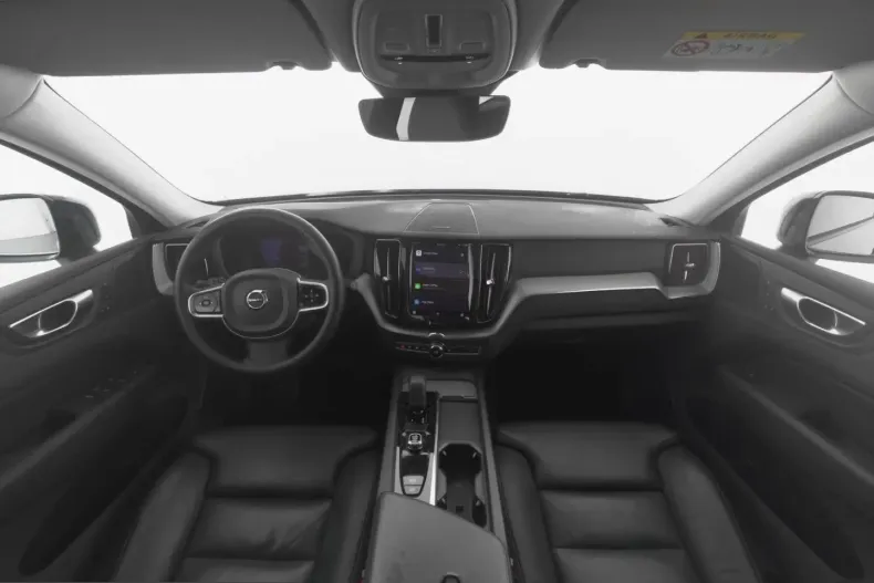Volvo XC60 din 2023 cu 42.950 km - oferta VOL238180 - foto 3