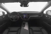 Volvo XC60 din 2023 cu 19.394 km - oferta VOL238182 - foto 3
