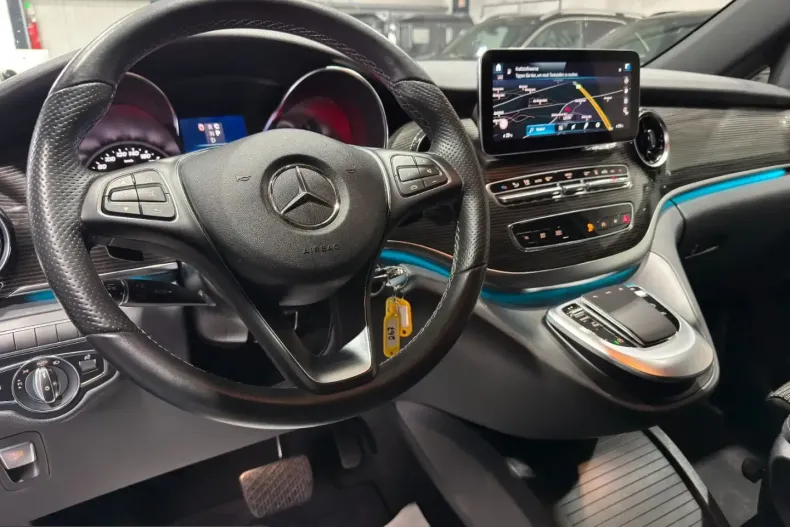Mercedes-Benz V 300 (Clasa V) din 2024 cu 57.100 km - oferta MER238185 - foto 8