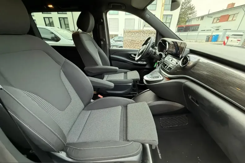 Mercedes-Benz V 300 (Clasa V) din 2024 cu 63.000 km - oferta MER238187 - foto 9