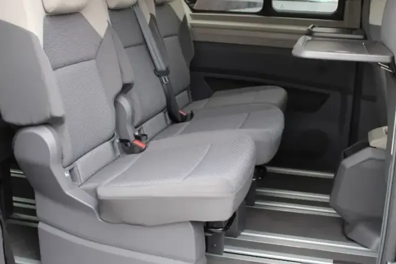 Volkswagen T7 Multivan din 2024 cu 52.500 km - oferta VOL238191 - foto 13