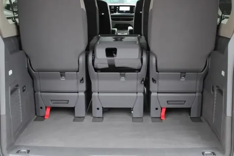 Volkswagen T7 Multivan din 2024 cu 52.500 km - oferta VOL238191 - foto 16