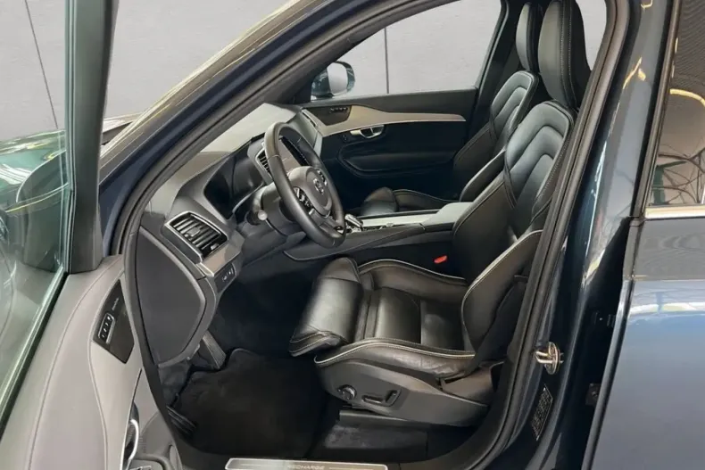 Volvo XC90 din 2022 cu 90.767 km - oferta VOL238248 - foto 9