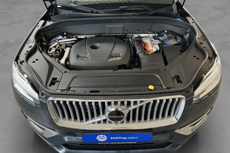 Volvo XC90 din 2022 cu 90.767 km - oferta VOL238248 - foto 19