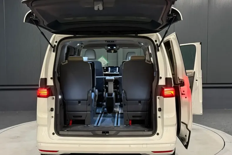 Volkswagen T7 Multivan din 2022 cu 67.000 km - oferta VOL238265 - foto 6