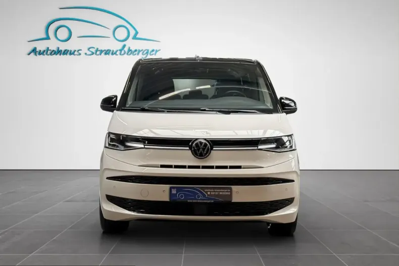Volkswagen T7 Multivan din 2024 cu 69.400 km - oferta VOL238268 - foto 1