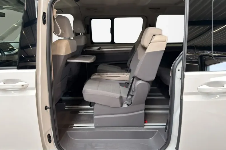 Volkswagen T7 Multivan din 2024 cu 69.400 km - oferta VOL238268 - foto 12