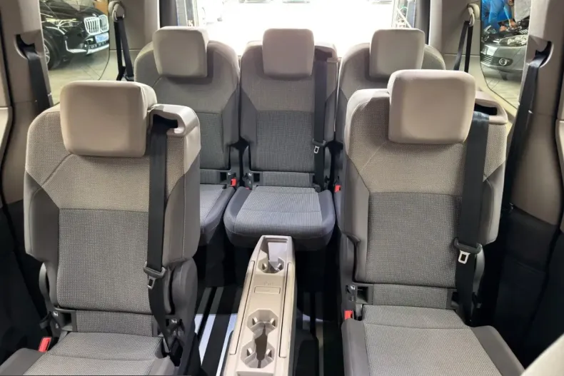 Volkswagen T7 Multivan din 2024 cu 69.400 km - oferta VOL238268 - foto 14