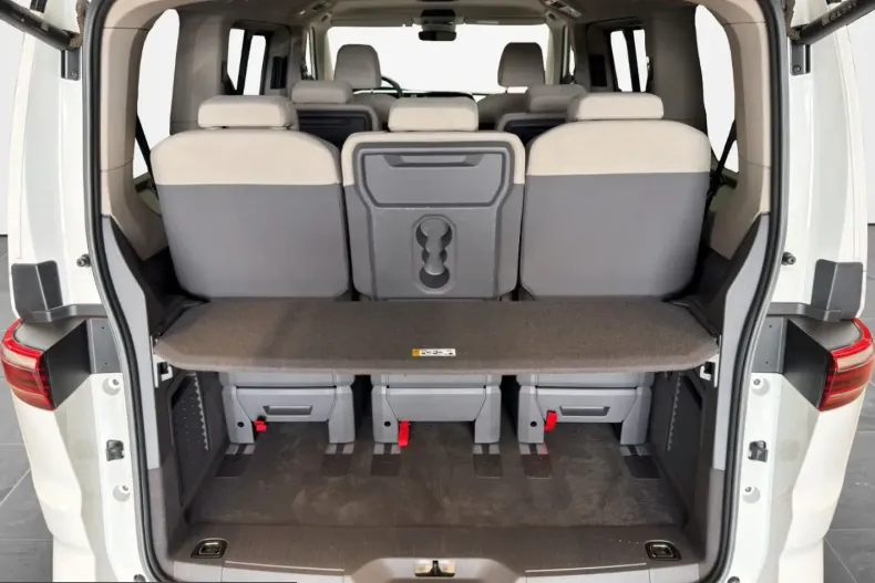 Volkswagen T7 Multivan din 2024 cu 69.400 km - oferta VOL238268 - foto 15