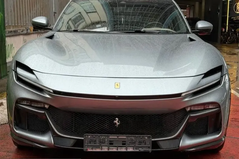 Ferrari Purosangue din 2023 cu 48.800 km - oferta FER238274 - foto 2