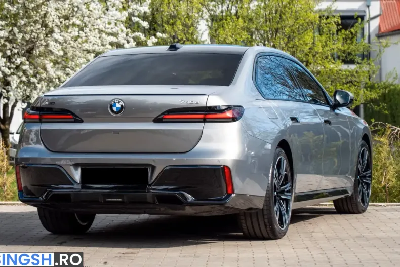 BMW 740 (Seria 7) din 2026 cu 10.500 km - oferta BMW238279 - foto 4