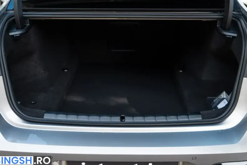 BMW 740 (Seria 7) din 2026 cu 10.500 km - oferta BMW238279 - foto 29