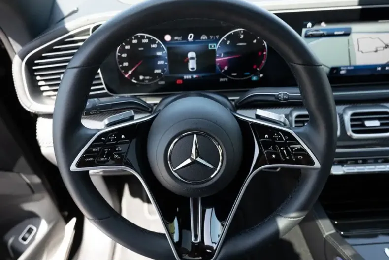 Mercedes-Benz GLE 300 (Clasa GLE) din 2025 cu 23.576 km - oferta MER238306 - foto 9