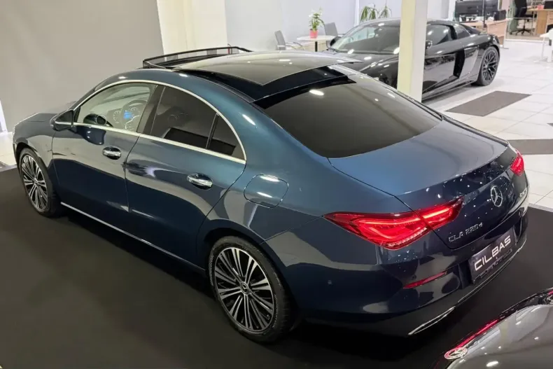 Mercedes-Benz CLA 220 (Clasa CLA) din 2021 cu 85.890 km - oferta MER238324 - foto 10
