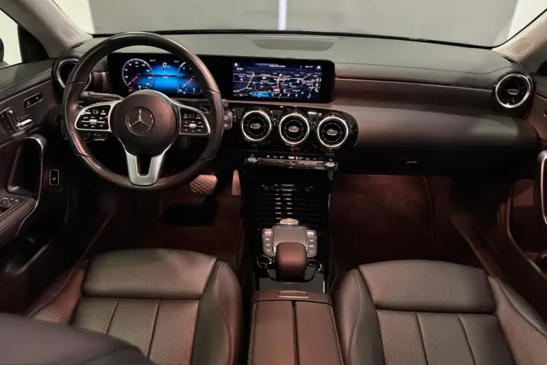 Mercedes-Benz CLA 220 (Clasa CLA) din 2021 cu 85.890 km - oferta MER238324 - foto 29
