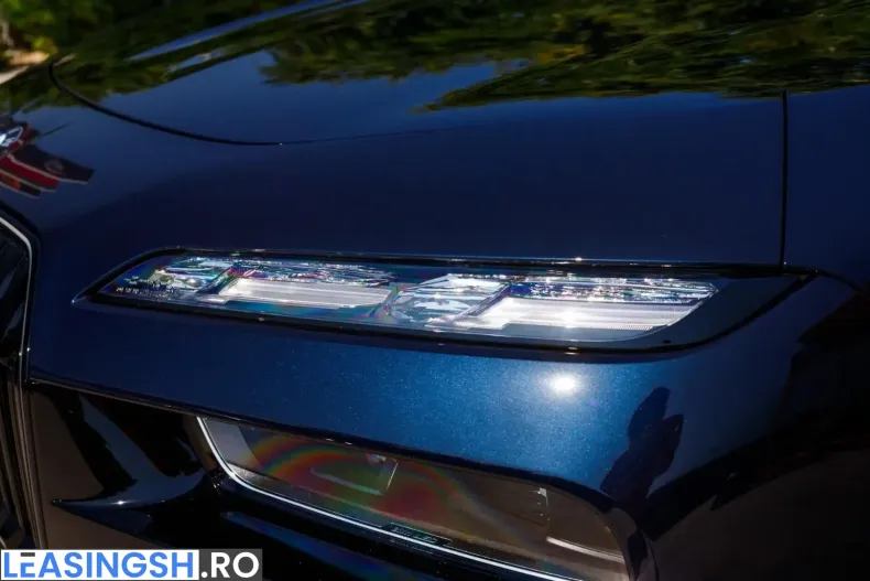BMW 740d (Seria 7) din 2026 cu 35 km - oferta BMW238339 - foto 9