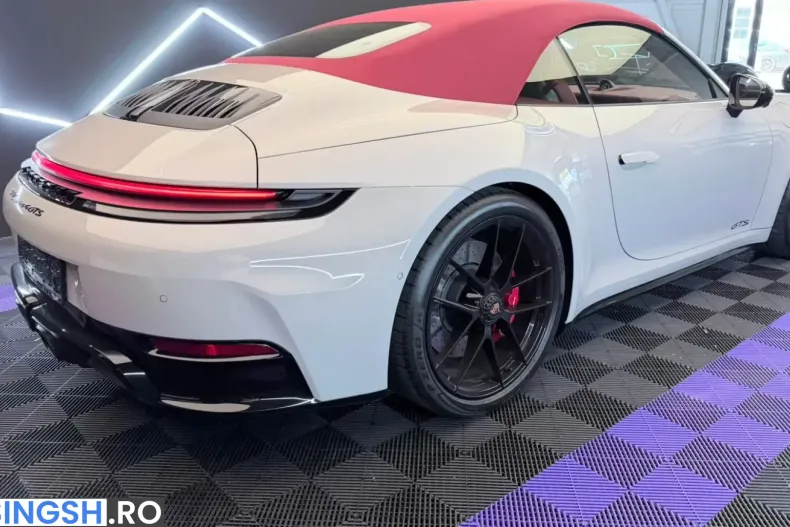 Porsche 992 din 2026 cu 2.610 km - oferta POR238348 - foto 2