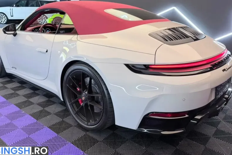 Porsche 992 din 2026 cu 2.610 km - oferta POR238348 - foto 4