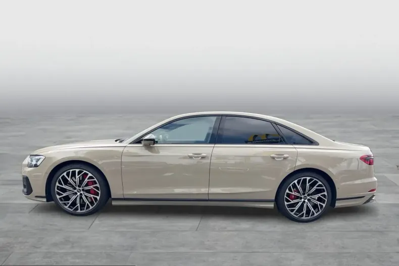 Audi S8 din 2024 cu 23.669 km - oferta AUD238355 - foto 3