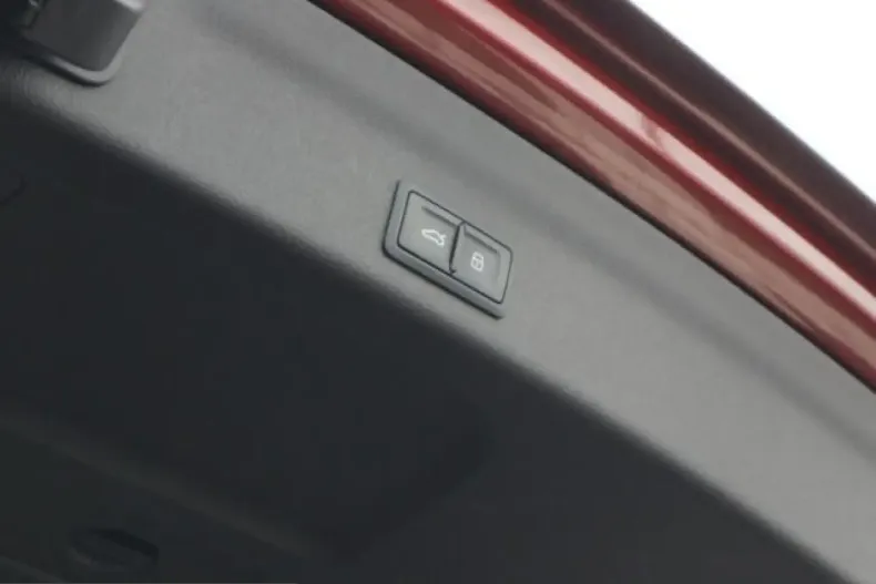 Audi RS6 din 2025 cu 12.087 km - oferta AUD238363 - foto 6