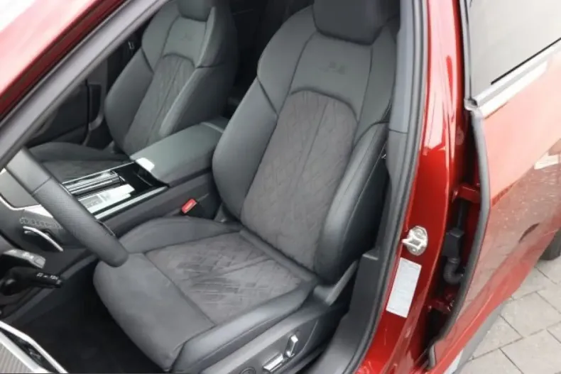 Audi RS6 din 2025 cu 8.501 km - oferta AUD238366 - foto 13